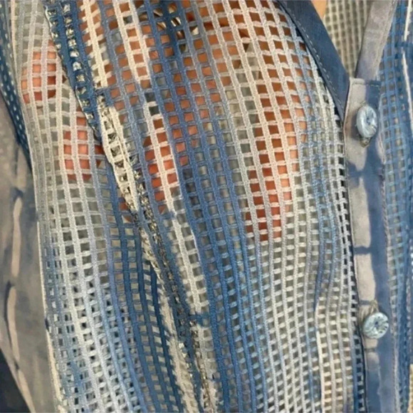 The Pyramid Collection Hi Lo Button Down Tunic Shirt - Picture 6 of 6